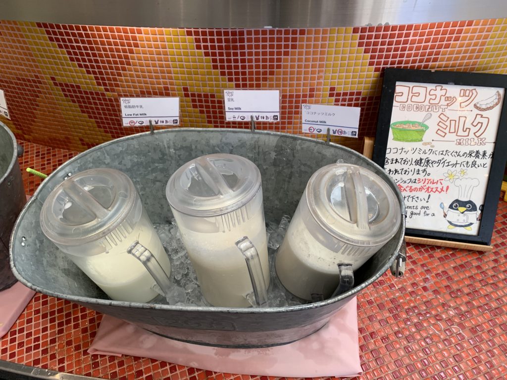 Sheraton Grande Tokyo Bay Hotel Grand Café-早餐有低脂牛奶、豆乳和梛奶