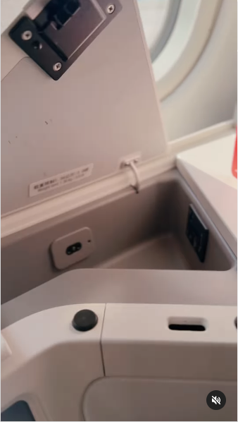 香港航空 新A330客機商務艙33G Business Class